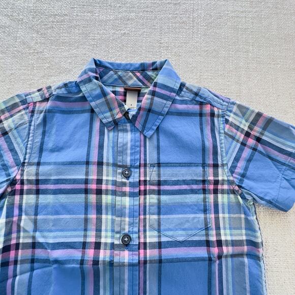 Tea Collection Blue Plaid Short Sleeve Camp Shirt EUC 4 - Picture 2 of 3